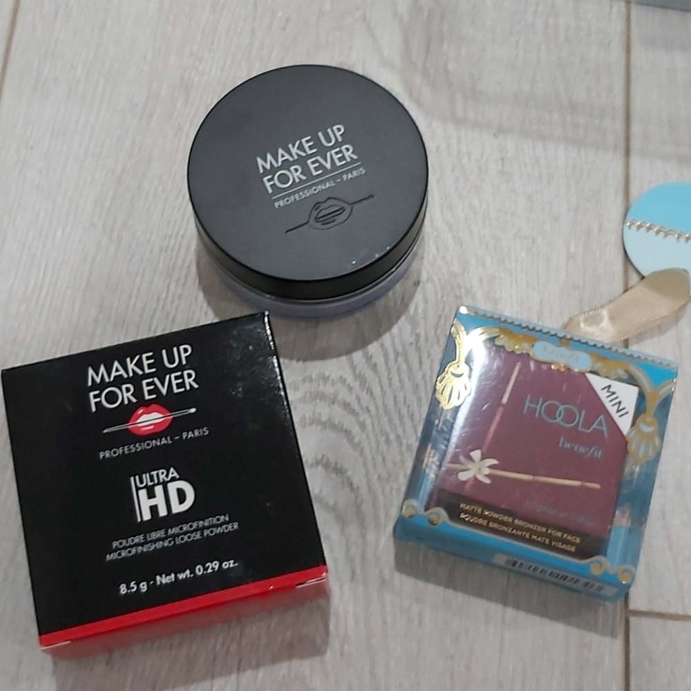 Brand New Makeup Forever Tranluscent Powder